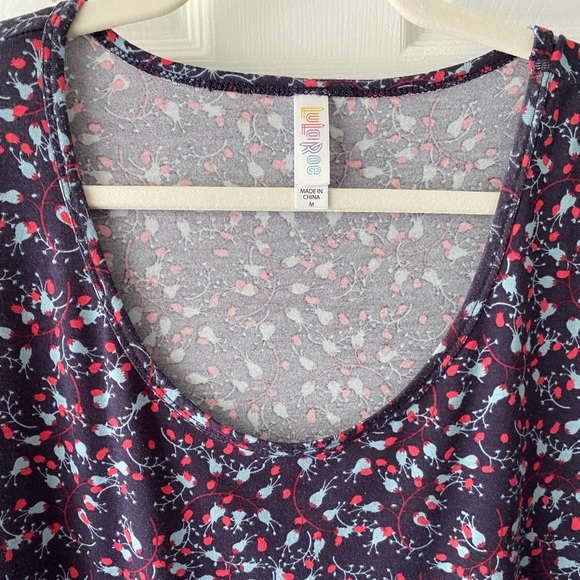 EUC - Medium Lularoe Perfect T - Navy blue with pink floral pattern - Picture 2 of 2